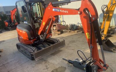 Consegna escavatore KUBOTA U 27 seminuovo alla ditta Polito